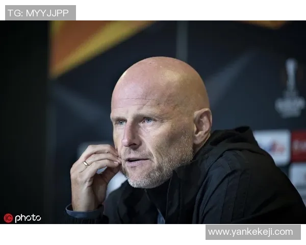 绝顶聪明足球明星的智慧与技巧如何改变比赛格局与球迷心态